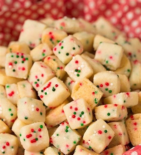 A small pinch of flaky salt is a yummy addition. Canada Cornstarch Shortbread Cookies / Twelve Days Of ...