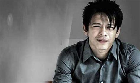 Ceroboh,ariel noah kecolongan video bareng luna maya dan cut tari tersebar, ada durasi 8mnt. Ariel Noah - Biodata, Profil dan Galeri Foto | UnoMediaSites