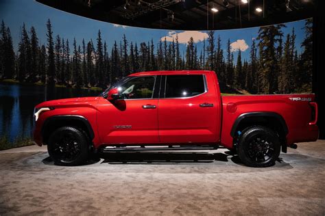 2022 Toyota Tundra Debuts With A New Look Inside And Out Cnet