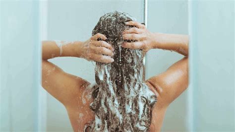 how much hair loss in the shower is normal l oréal paris