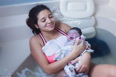 K Ro Photography Documents Her Friends At Home Water Birth Daily