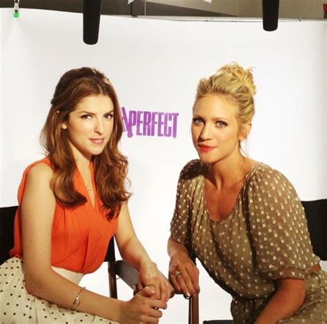 Anna Kendrick And Brittany Snow Pitch Perfect Pitch Perfect 2 Pitch Perfect Movie