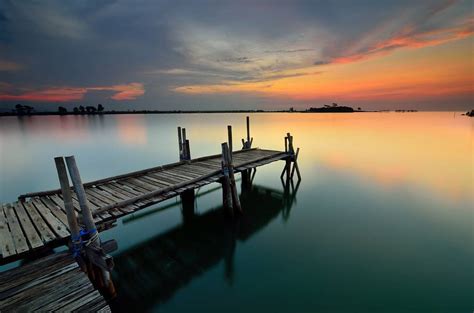 1:13 malik hakiim 1 064 просмотра. Keren Prewed Di Pantai Sunset | Gallery Pre Wedding