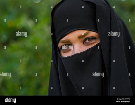 Schiitischen Muslima Trägt Ein Niqab Trauer Imam Hussein Am Tag Der Tasua Lorestan Provinz