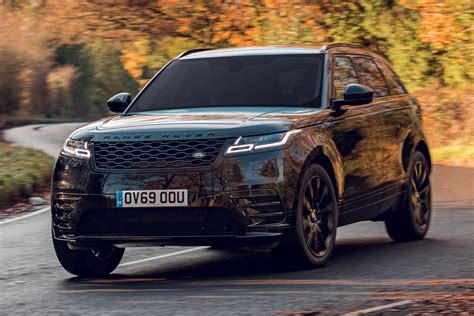 Check range rover velar specs & features, 1 variants, 11 colours, images and read 105 user reviews. Limited run Range Rover Velar R-Dynamic Black launched ...