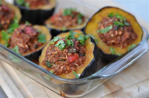 Spoon the rice into each bowl, followed by the beans, then the grilled chicken strips. Chipotle Chicken & Rice Stuffed Squash | High cholesterol ...