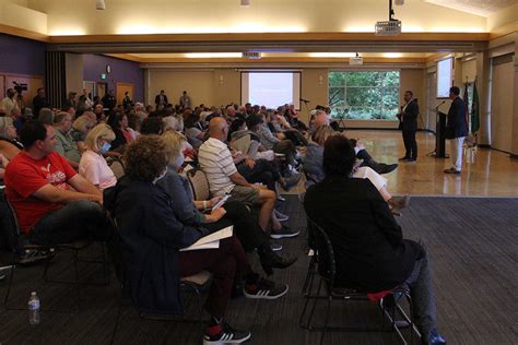 Passions Run High At Federal Way Town Hall Meeting Over Crime