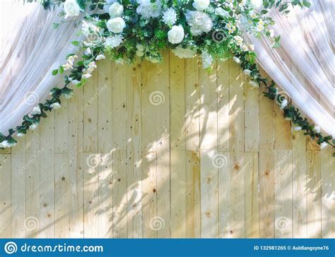 White Roses Bouquet On Wooden Backdrop Stock Image Image Of Rose