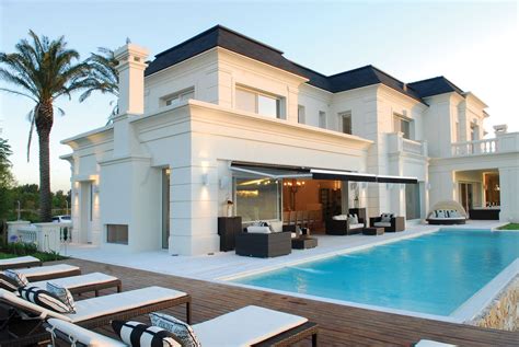 Por eso, es una idea fantástica inspirarte mirando la variedad de combinaciones en homify. Apa Arquitectura | Casas, Fachadas de casas modernas, Casa ...