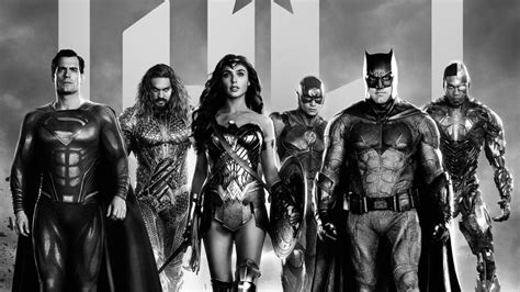 Zack Snyder Planning Theatrical Releases For His Justice League