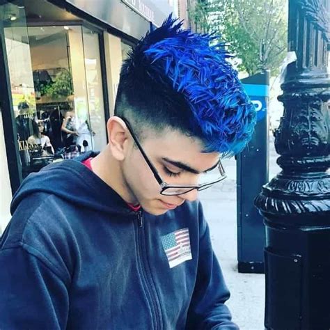 12 Blue Hairstyles For Men 2021 Hottest Trends Hairstylecamp Datakosine