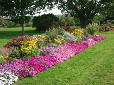 Flower Bed Ideas And Designs With Pictures Decor Or Design