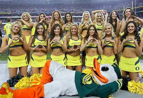 NFL And College Cheerleaders Photos Ranking The 15 Hottest College