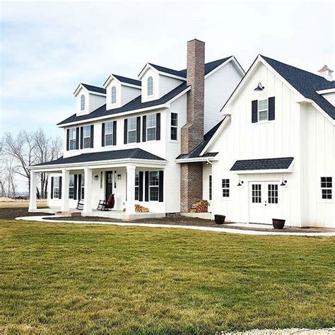 Oh My Goodness Isnt This The Most Gorgeous Farmhouse You Have Ever Seen Wow Im Truly