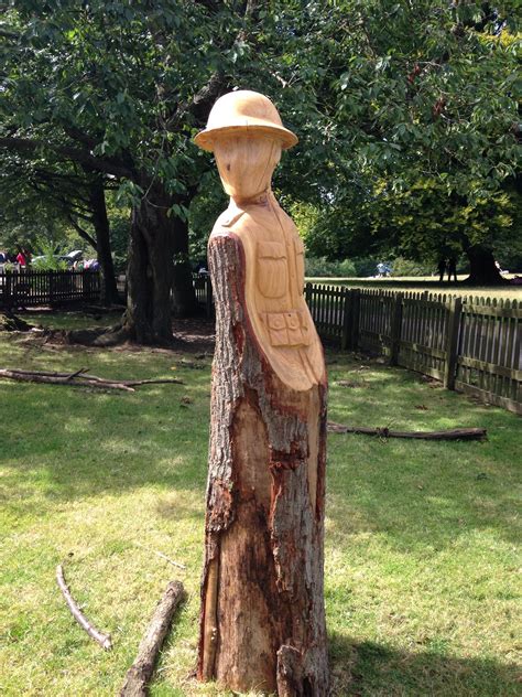 Carved Tree Stump To Commemorate Ww1 At Ashridge Estate Tree Carving