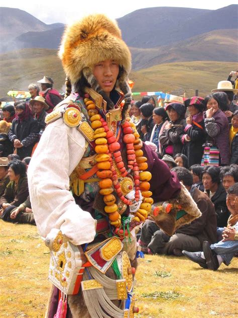 Dabpa Kham Tibet Local Tibetan Guy Dressed Up In Authentic Local