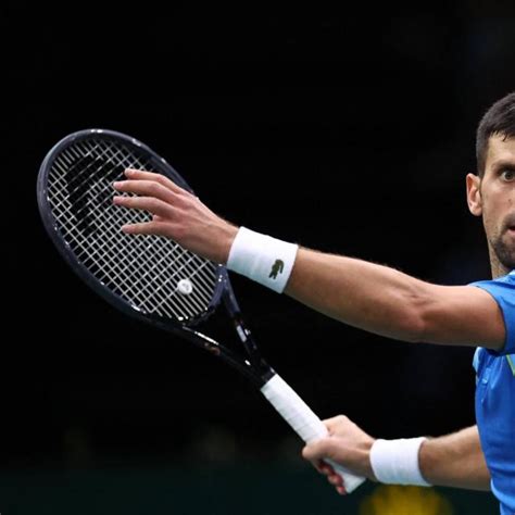 Djokovic Qualifié En Demi Finales Du Rolex Paris Masters Face à