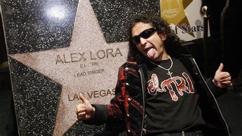 Alex Lora Recibe Estrella En Las Vegas