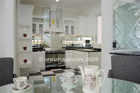 Foto Kitchen Set Desain Dapur Mewah Klasik Modern White Kitchen Set