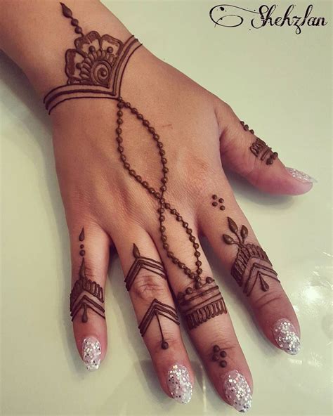 Henna Tattoos Mehndi Tattoo Henna Tattoo Designs Simple Tattoo