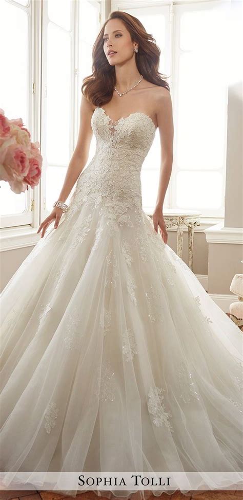 Find your dream wedding dress for less! The 25+ best Drop waist wedding dress ideas on Pinterest ...