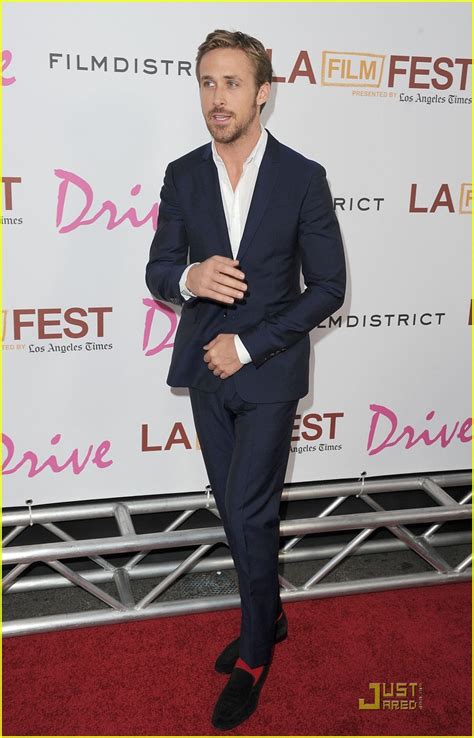 Ryan Gosling Drive Premiere With Christina Hendricks Photo 2553337 Christina Hendricks