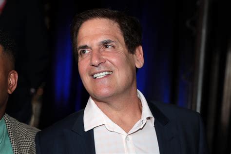 Mark Cuban Mark Cuban Speaking With Attendees At The 2019 Flickr