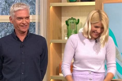 This Morning Holly Willoughby Left Red Faced After Phil Confesses What