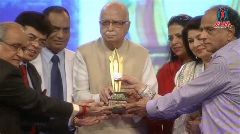 sahyog foundation presents sahyog sahyadri sindhu awards~2015 with l k advani and others youtube
