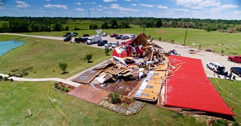 11 Dead Dozens Hurt After Tornadoes Hit Texas South