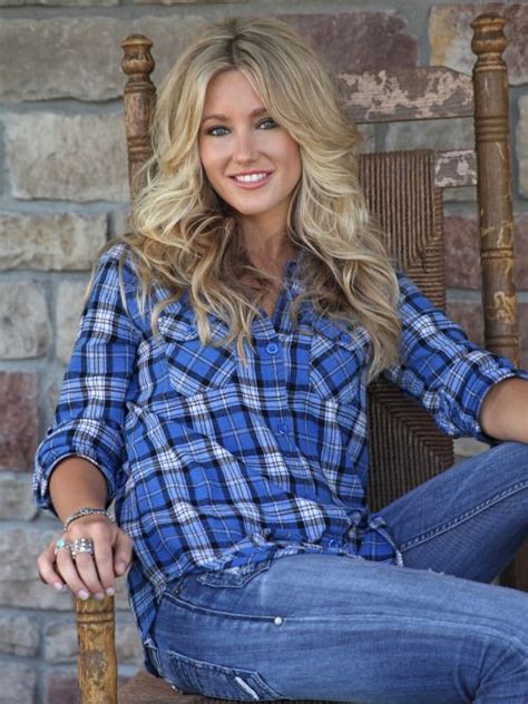 8 Marvelous Hairstyles For Country Girls