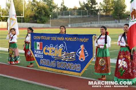 Todo el grupo se miro y sono muy bien hoy en disneyland! 2015/2016 Pasadena Tournament of Roses Bandfest Photos ...