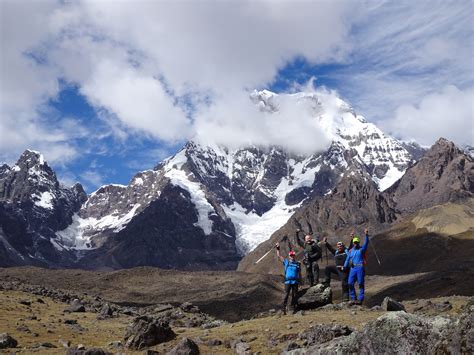 Trekking De Ausangate Perú Andes Peruanos Guías Sierra Nevada