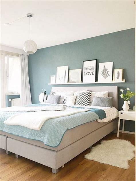 Keep it simple in white with colourful accessories. 65+ Popular Bedroom Decoration Arrangement And Colors ...