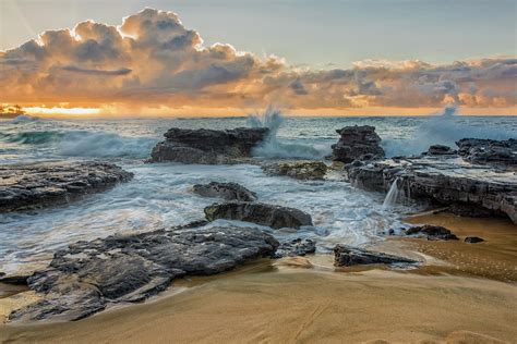 Sandy Beach Sunrise 12 Oahu Hawaii Photograph By Brian Harig Fine Art America