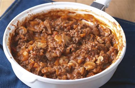 What is a (food) cobbler? Basic mince recipe - goodtoknow
