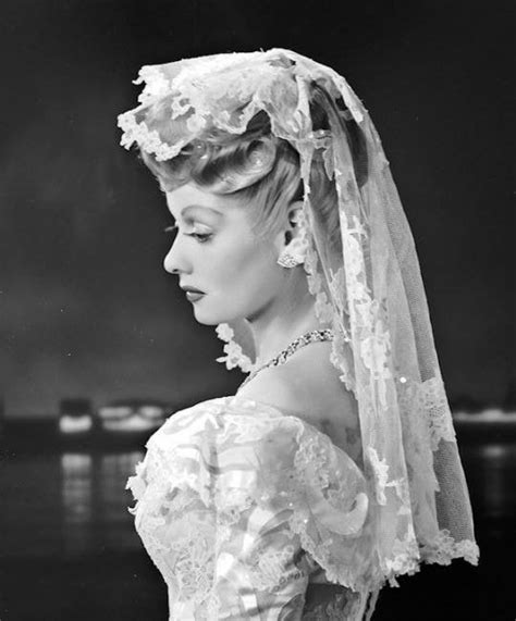 Lucille Ball On The Day Of Her Wedding To Desi Arnaz 1940 Oldschoolcool