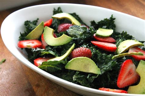 Crispy Kale Salad With Avocado And Strawberries Strong Roots Nutrition