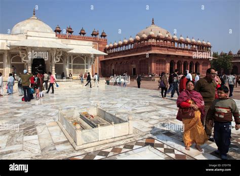 India Uttar Pradesh Fatehpur Sikri Jama Masjid Mosque Tombs Of