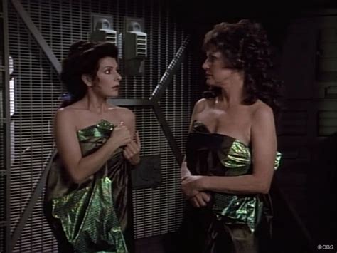 Star Trek Next Generation 3 X 24 Ménage A Troi Marina Sirtis Star