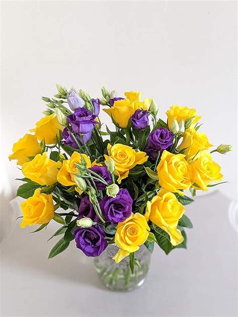 Fresh Flowers Delivered Uk Beautiful Fresh Bouquet Of Roses With