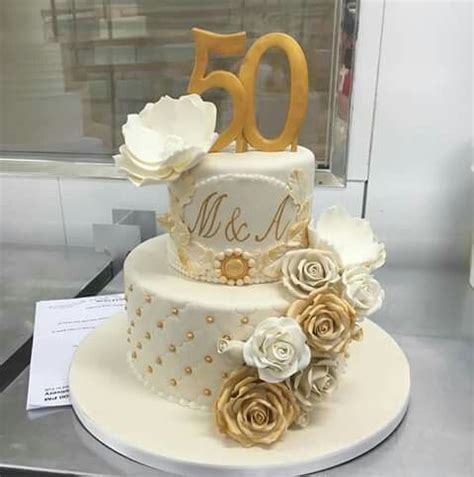 Cake 50 años | TORTAS | Pinterest | Gold cake, Gatsby and ... Tortas artisticas, tortas temáticas, tortas infantiles, tortas para bautizos.