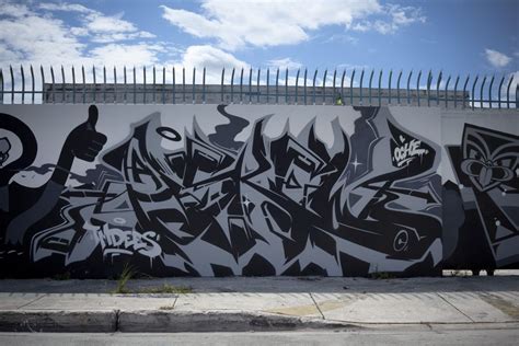 Vous trouverez ici des photos, vidéos, articles, et bien plus encore.) Conversation with Askew TMD & Artist Feature | Street art ...