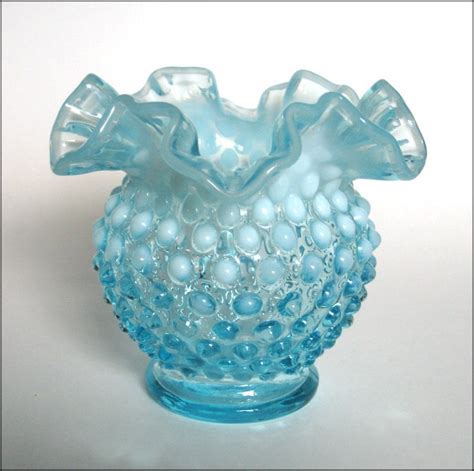 Vintage Fenton Glass Blue Opalescent Hobnail Posy Vase