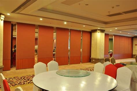 And now, this is the very first image: Multi Color Banquet Hall Movable Partition Wall Operable ...