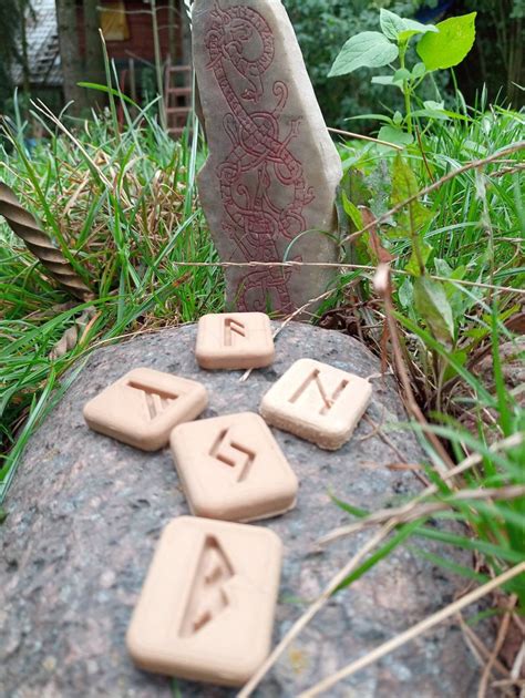 Holz Runen Festgelegt Elder Futhark Etsy