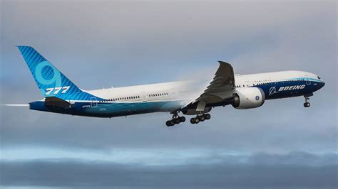 Boeings Huge 777 9x Airplane Takes Its First Flight Cnn