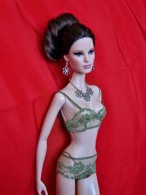 Pin By Olga On Barbie Tonner And Other Fashion Dolls Barbie Girl Doll Clothes Barbie