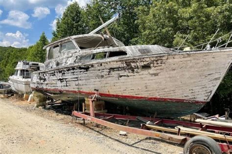 Boat Salvage Yards Best Yards In The U S And Canada Boating Geeks
