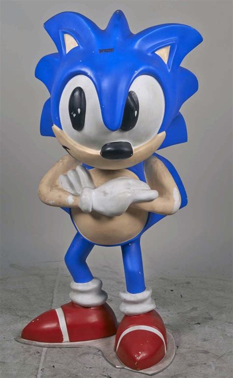 Life Size Plastic Sonic The Hedgehog Statue